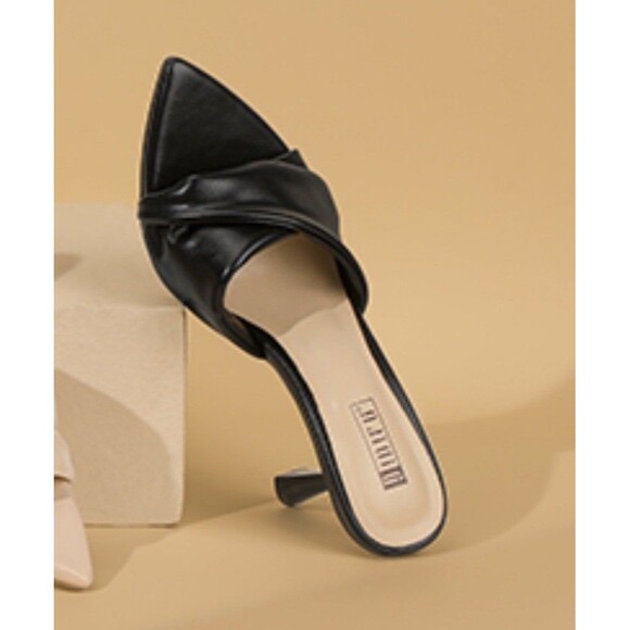 Women's Black IDIFU IN4 Pointed Open Toe Size 9 Stiletto Heels Slip On Sandals - Picture 8 of 11